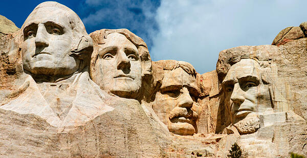 Mount_Rushmore_in_South_Dakota_Fine_Travel