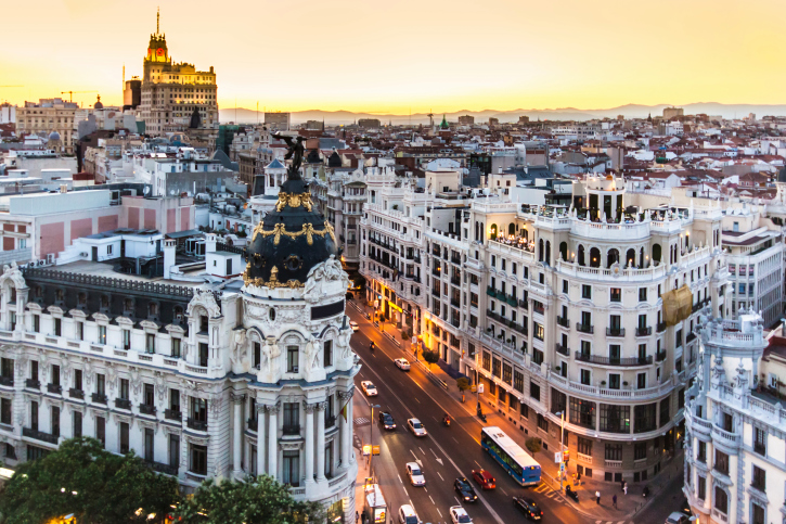 Gran_Via,_Madrid,_Spain