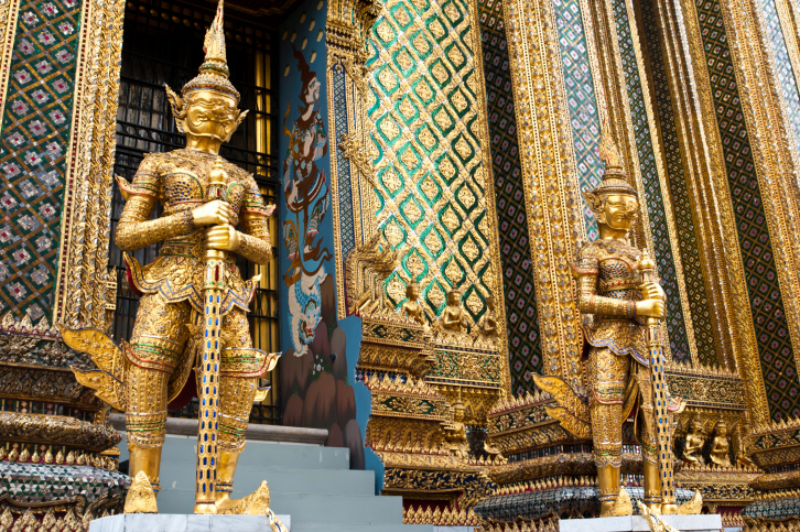 Palace_Tour_in_Bangkok_Thailand