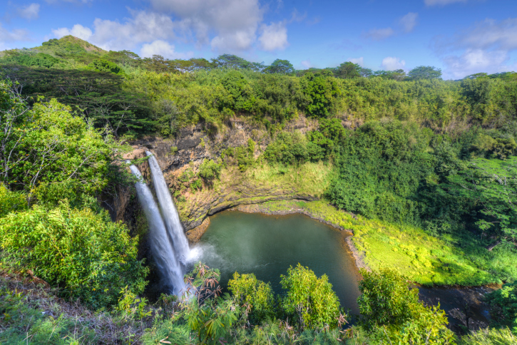 Hawaii_Rainbow_Falls_Fine_Travel