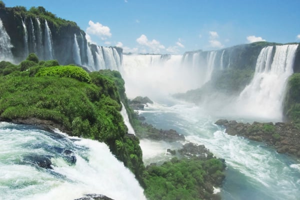 Brazil_Iguazu_Falls_Holiday